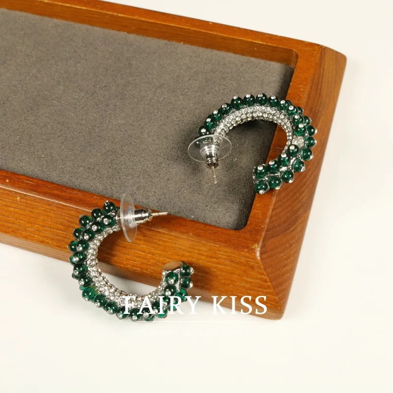 temperament stud earrings C-ring diamond emerald temperament earrings French design earrings