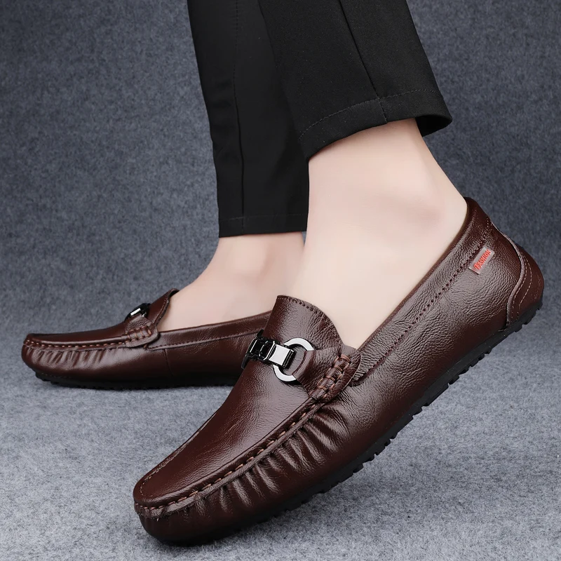Cow Leather Men Metal Buckle Low Heel Loafers Fashion Shoes Handmade Moccasins Soft Leather Slip on Flats Footwear Driving