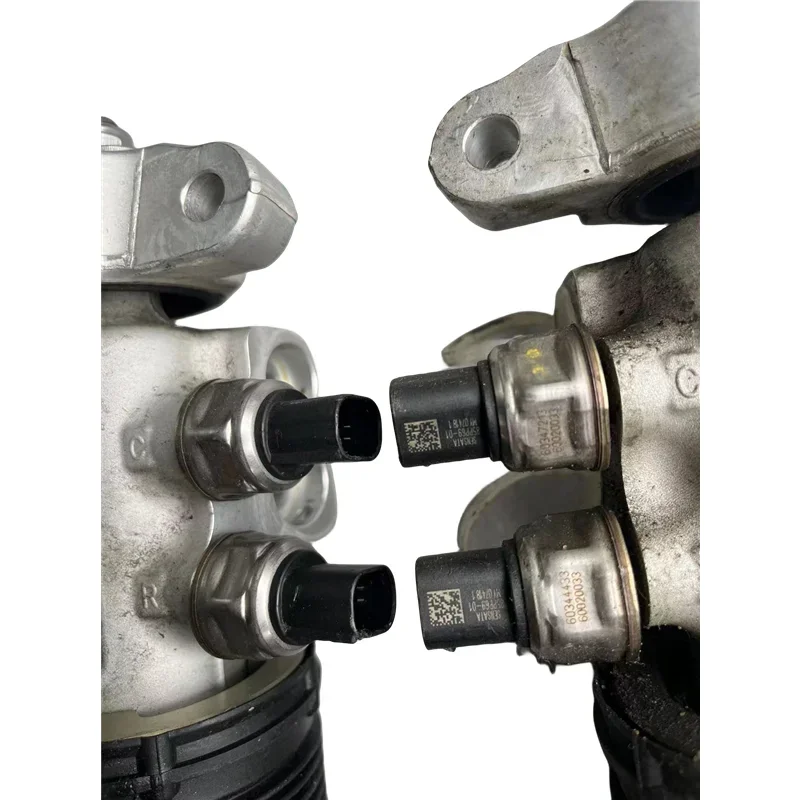 Nose Lift,Front Left or Right Suspension Strut Shock Absorber for 720S,14BA109CP,14BA110CP,Used