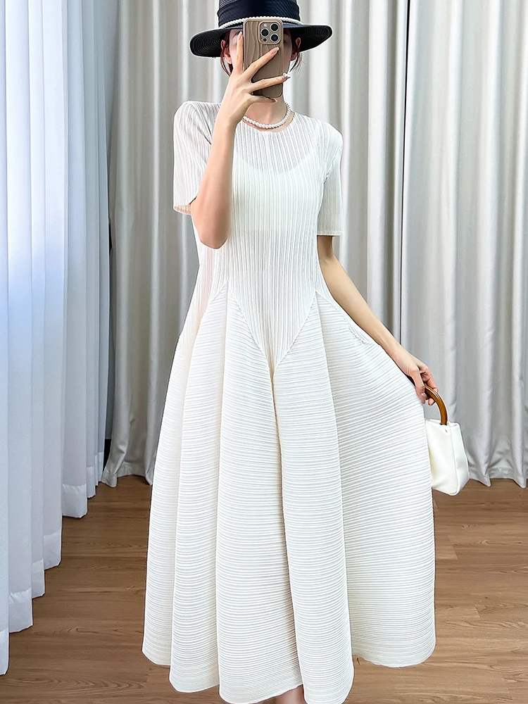 

Fashionable High Waist Pleated Pure Color Fairy Skirt Dress Three Fold Design Slimming Effect Summer New Arrival Women's Dress