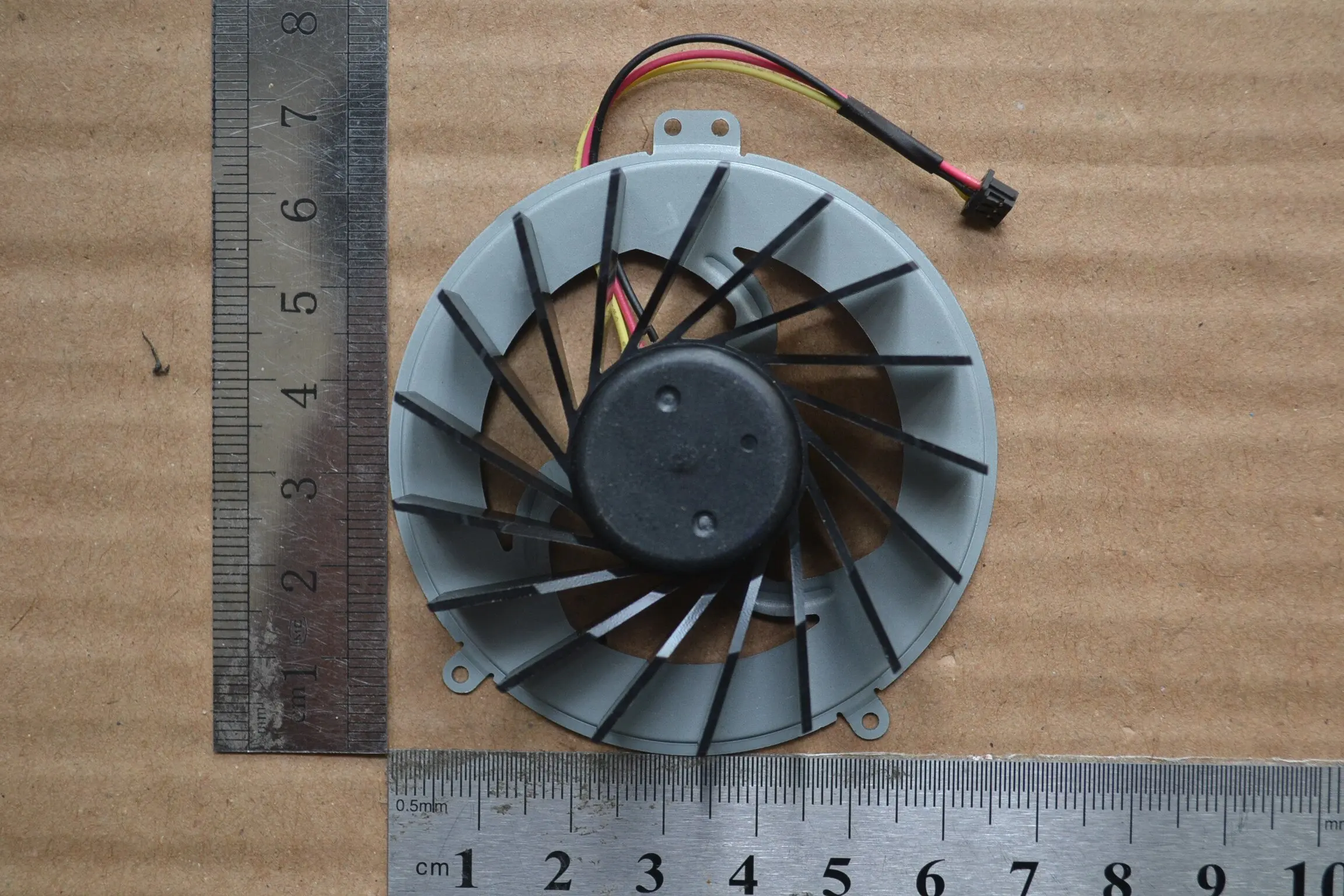 

1pcs New laptop cpu cooling fan for SONY SVL241 SVL241A11L SVL2413AJ