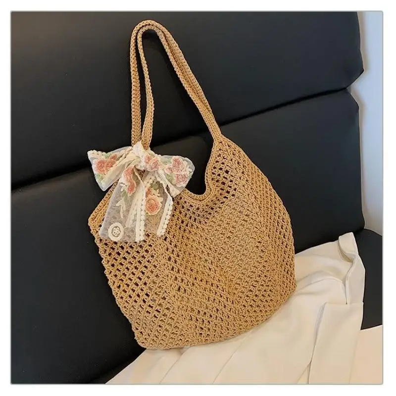 Woven Tote Beach Bag Large Capacity Handmade for Women's Shoulder Comfort and Style