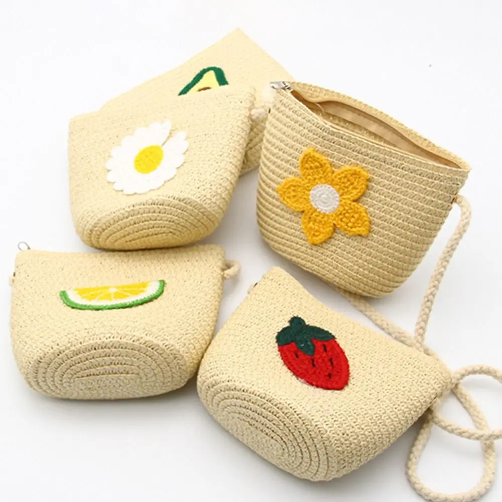 Fashion Straw Children's Straw Beach Bag Casual Cute Shoulder Bag Heart Pattern Crossbody Bag Kids view 4