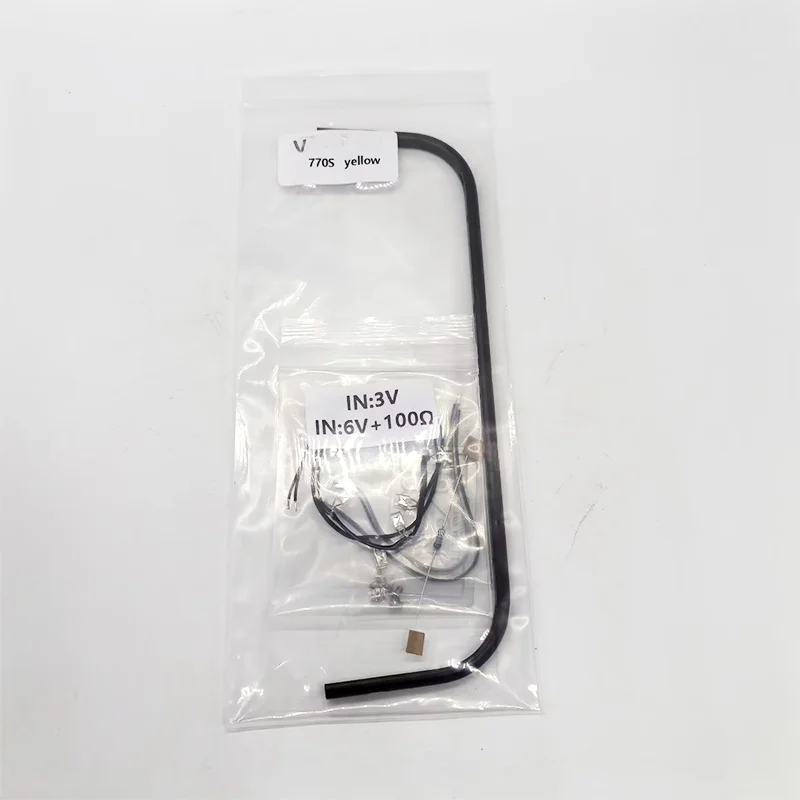 

RC 1/14 LED simulated front chin light for upgrading Scania 770S with truck accessories