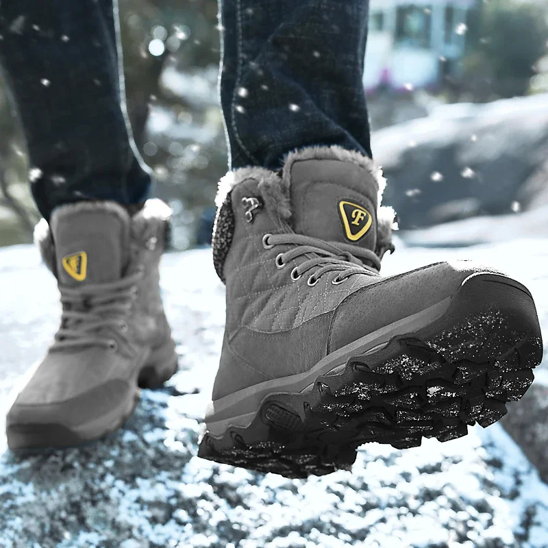 Brand Winter Men Snow Boots Fur Plush Warm Leather Men Boots Waterproof Ankle Boots Outdoor Non-Slip Hiking Boots Work Shoes