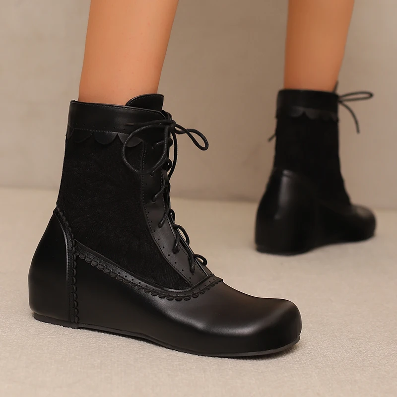 Plus Size Hollow Lace Flower Splicing PU Flat Bottom Height Increasing Short Boots With Lace Up And Wave Edges New Ankle Boots