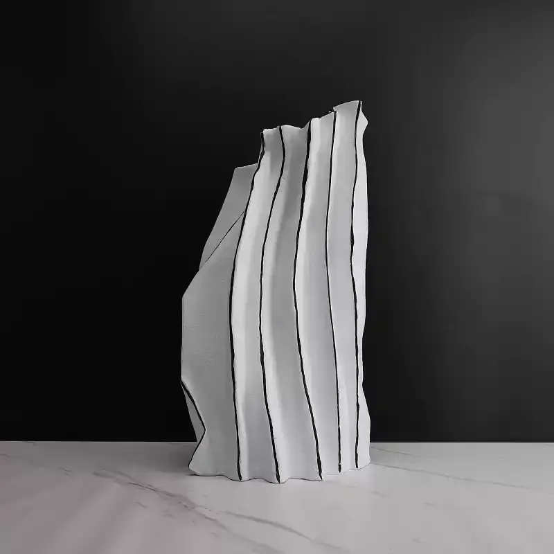 Minimalist and Creative Alien Vase Ornament Living Room Flower Arrangement Decoration Home Entrance Crafts