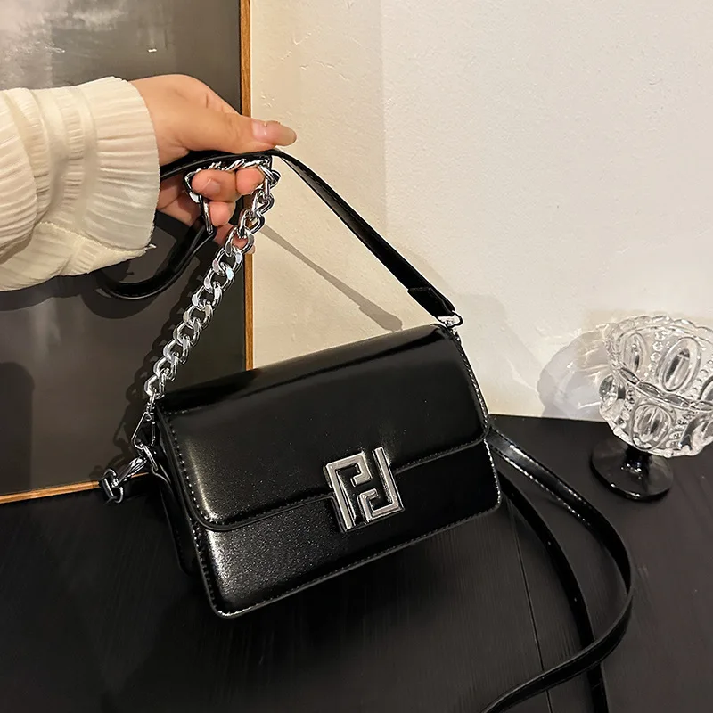 

Hot-selling Textured Retro Women's Small Square Bag Trendy Designer Shoulder Messenger Bag, Women's Bag with Details and Quality