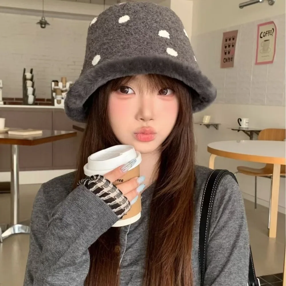 Polyester Faux Lamb Wool Bucket Hat One Size Thick Warm Winter Hat Japanese Style Head Circumference Polka Dot Bucket Hat