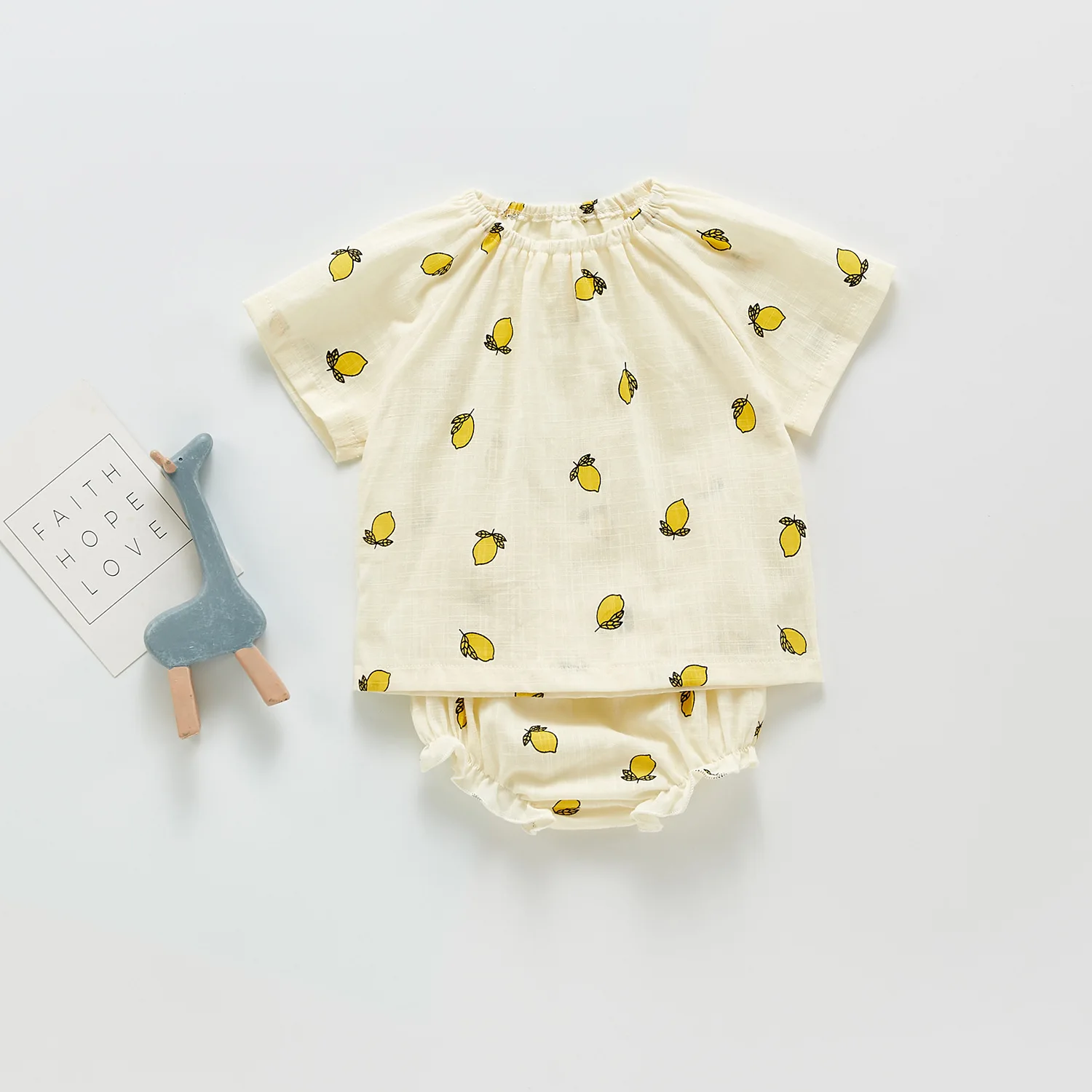 Infants and young children summer new arrival bamboo cotton gauze short-sleeved shorts Sets cherry lemon print breathable cotton