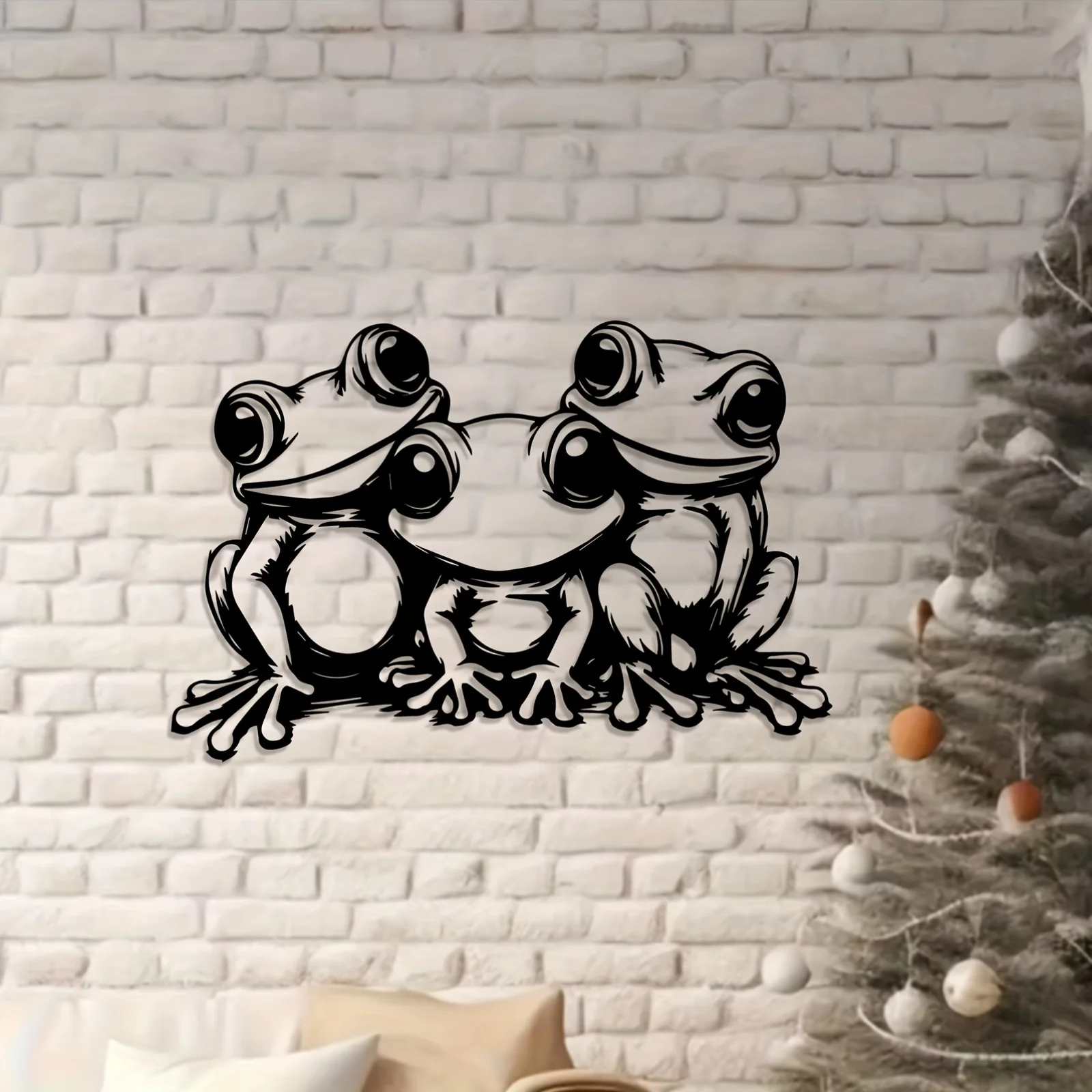 `Adorable Frog Iron Wall Hanging,Durable Animal Decor,New Year Easter Gift for Outdoor Fence and Indoor Wall`
