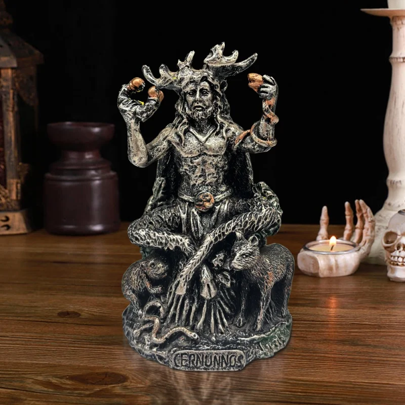 Cernunnos Sitting Statue Celtic God Underworld Resin Sculpture Outdoor Lawn Yard Decor Tabletop Ornament Home Garden Figurine