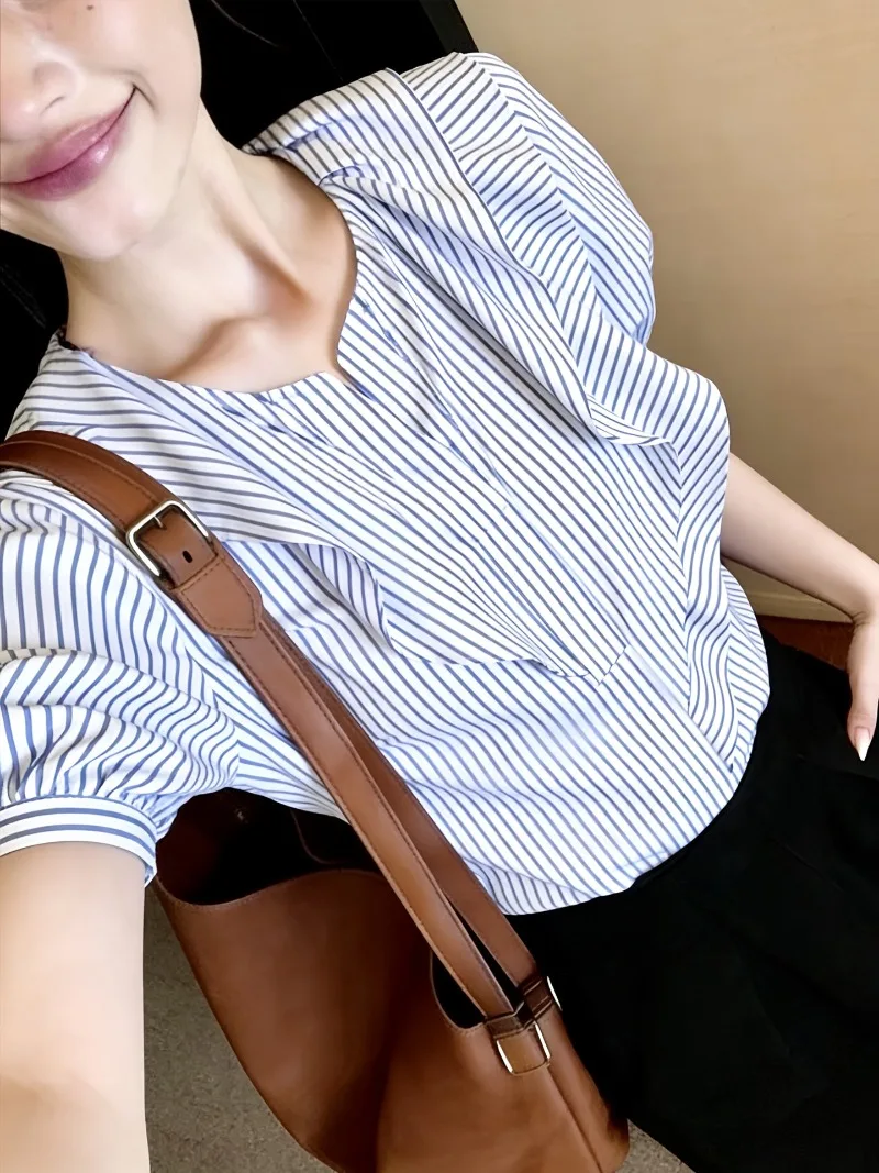 Vintage Women\'s Blouses Spring/Summer New Striped Korean Shirts Loose Ruffle O-neck Top Women Clothing Sales