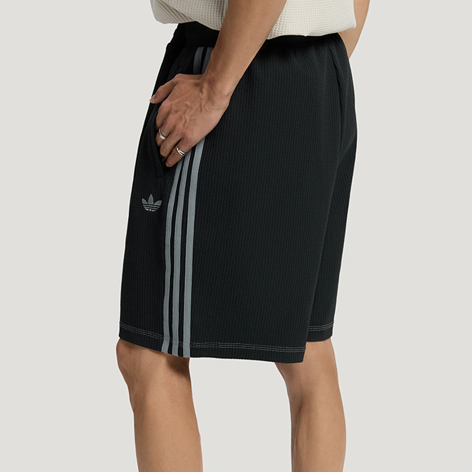 Adidas genuine clover men's lace up loose striped sports shorts KT7781