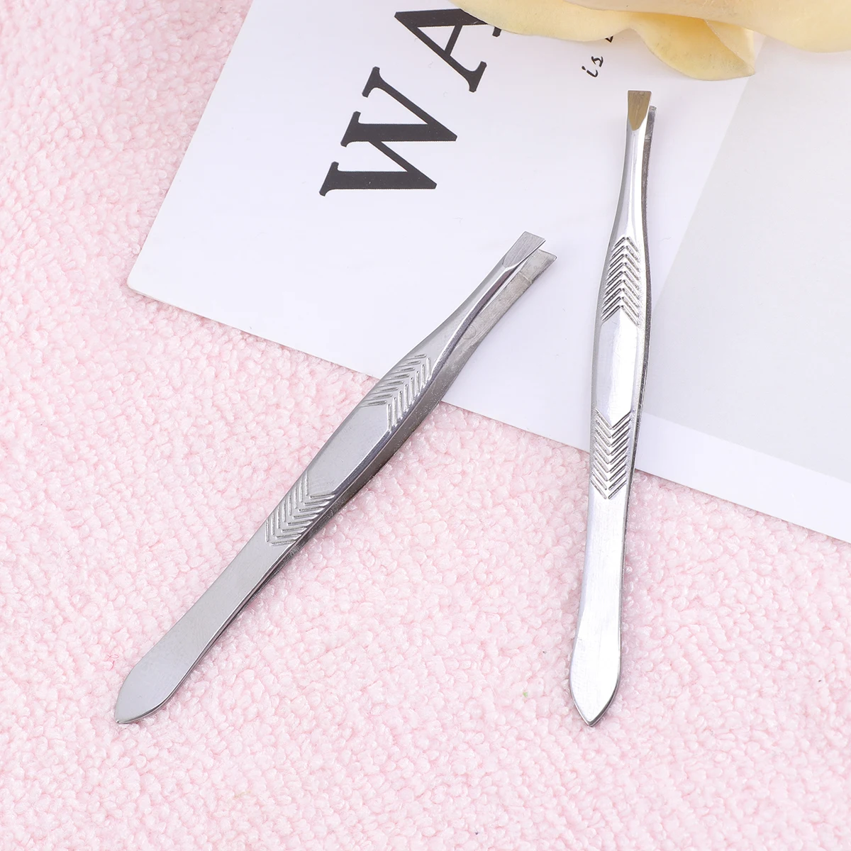 ชุดแหนบสแตนเลส 2 ชิ้น สำหรับถอนขนคิ้ว กำจัดขนคุด เครื่องมือแต่งหน้า แหนบปลายเฉียง สำหรับถอนขนคิ้วและขนตา