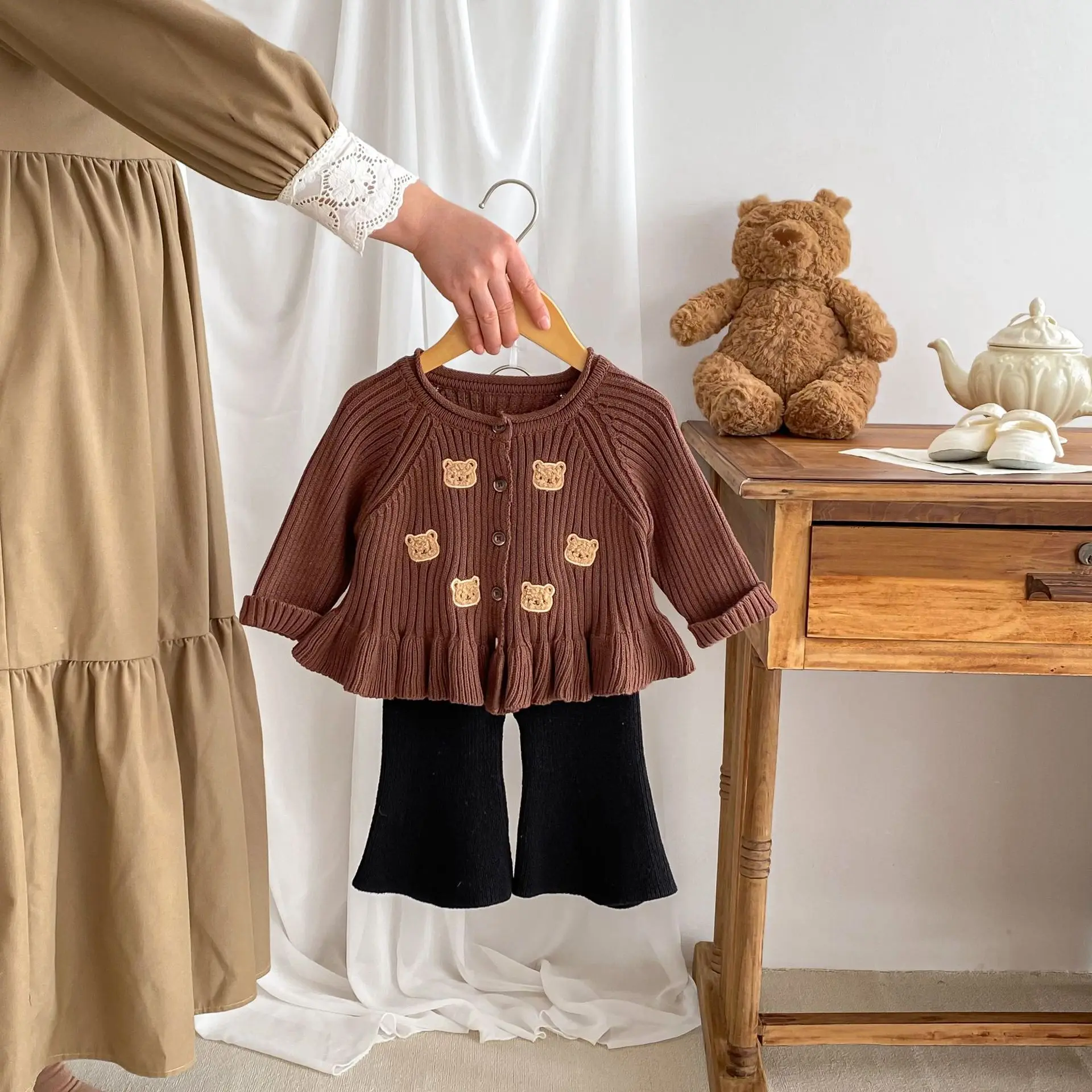 2024 Spring New Baby Girl Casual Bear Sweater Cardigan Jacket Korean Style Western Style Cotton Yarn Sweater Top