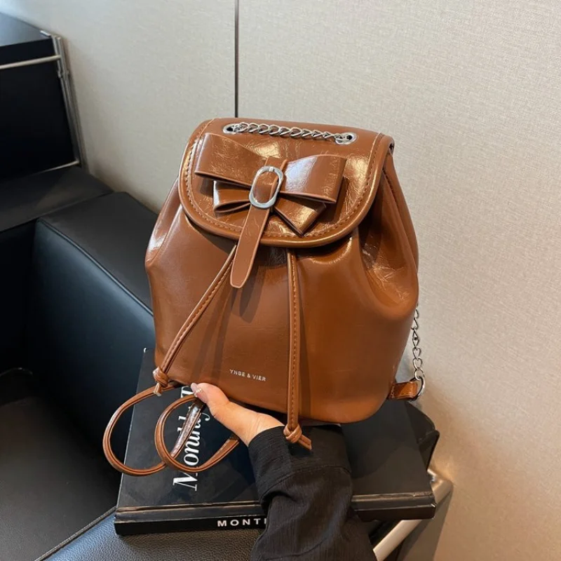 

Элегантная минималистичная пригородная сумка, стильная сумка-мессенджер для модных женщин, однотонный дизайнер