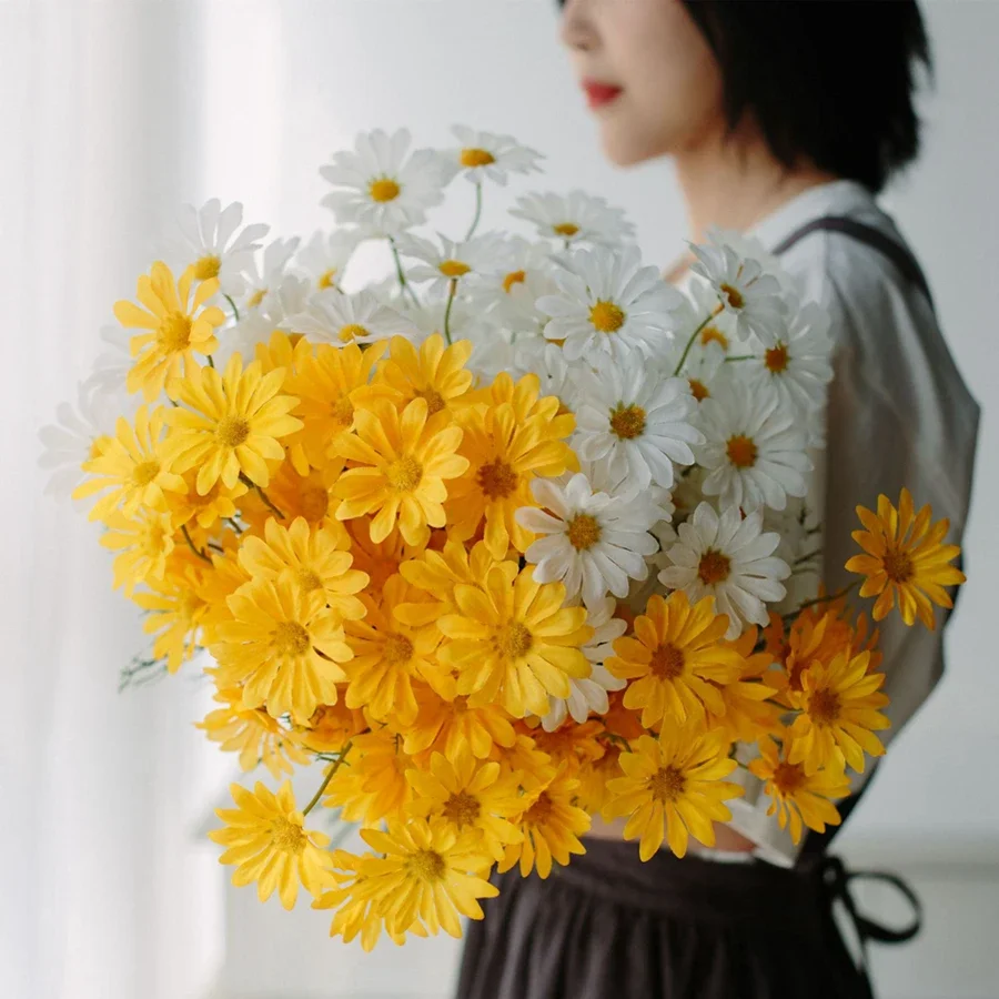 

Artificial Flowers Silk Daisy Bridal Bouquet Festival Home Wedding Garden Table Decorati DIY Gifts Stage Mini Plant Accessories