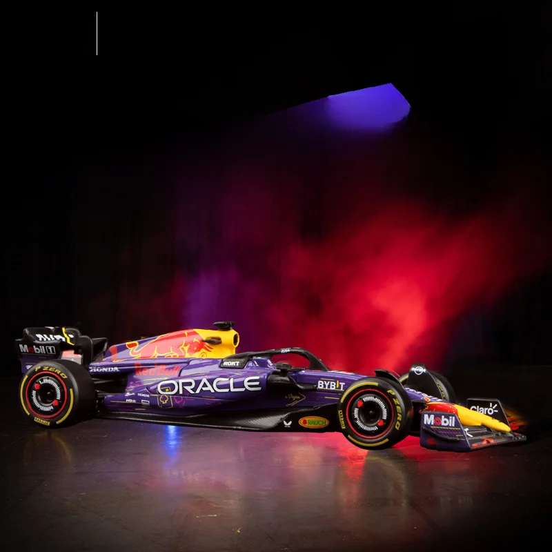 Modelo de Auto de Carreras  RB16B Pintado en Blanco, Escala :43, Coleccionable, Edición Burago, Vestappen