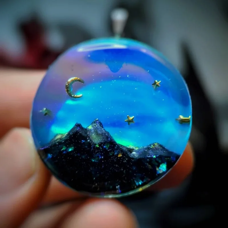 Gorgeous Exquisite Starry Resin Noctilucent Pendant Necklace Personalized Handmade Couple's Pleasantly Surprised Birthday Gift