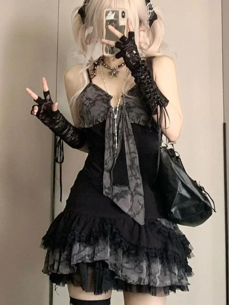 فستان مثير مطبوع بأشرطة مفرغة فستان نسائي مُزين بالدانتيل فساتين Y2Kaesthetic Grunge مكشكشة