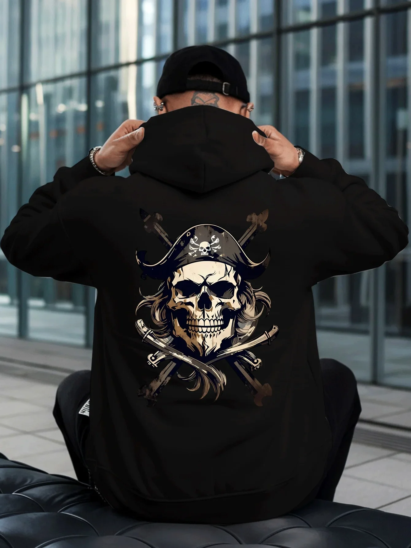Men Street Hoodie Retro Pirate Skull Captain Hat Crossed Sabers Distressed Back Print Hip‑hop Loose Fleece Pullover Sweatshirt