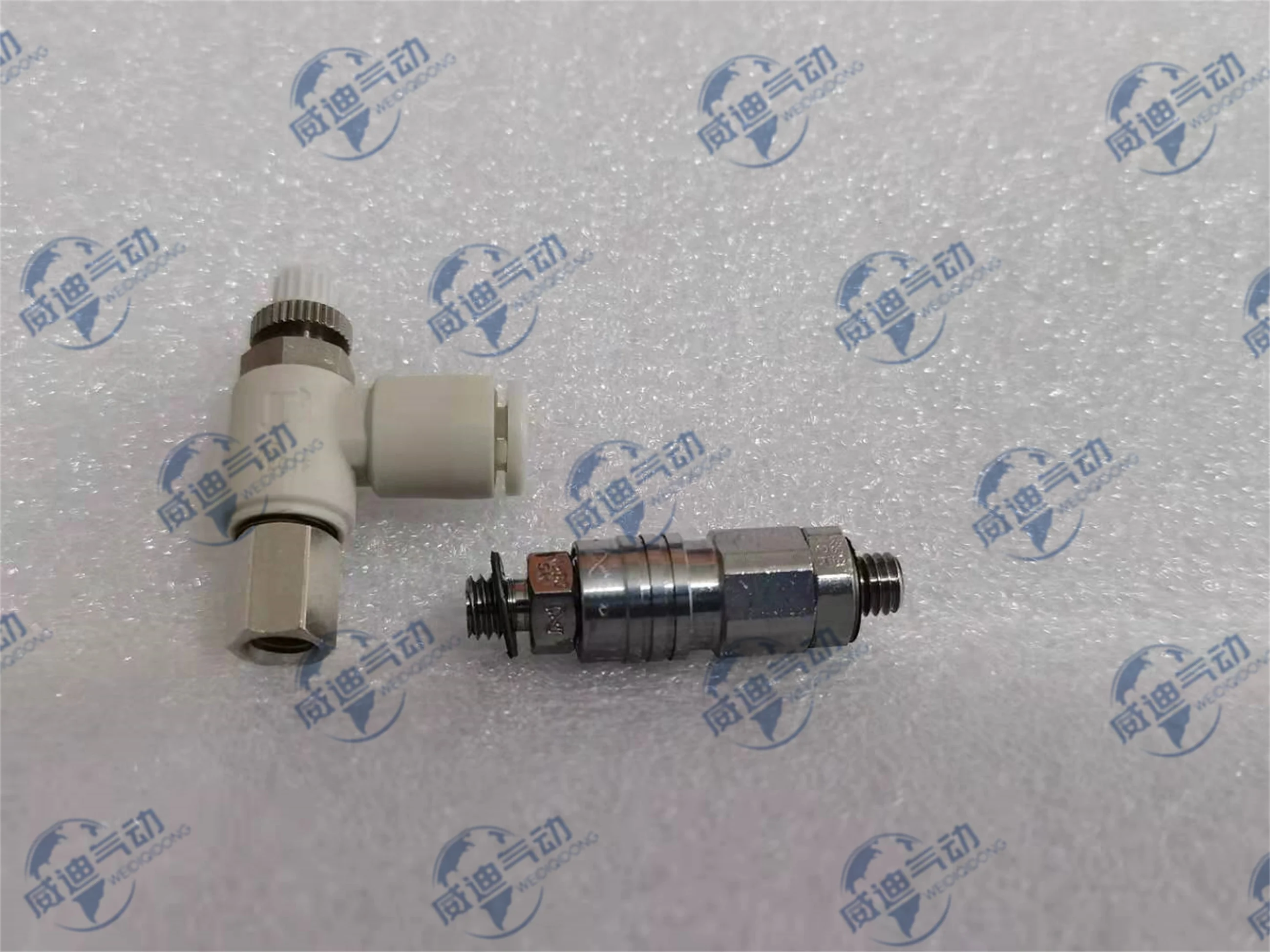 

Оригинальный подлинный пневматический быстрый разъем NITTO Nitto micro MC-05PM/MC-05SM