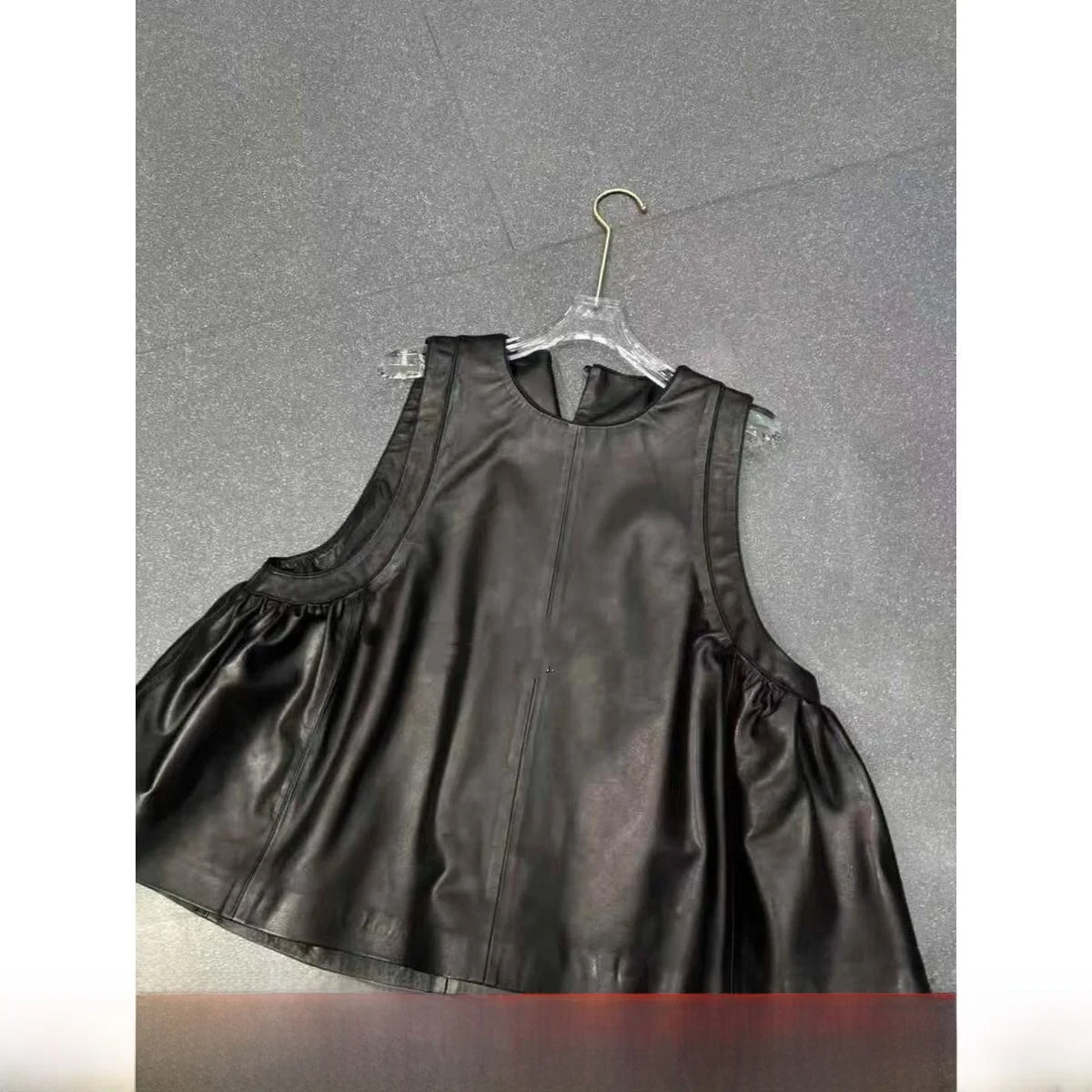 

Slimming Loose Fit Real Leather Vest Women's round Ne Svel Top eepskin Jiajiayu European Sle Commute Sle