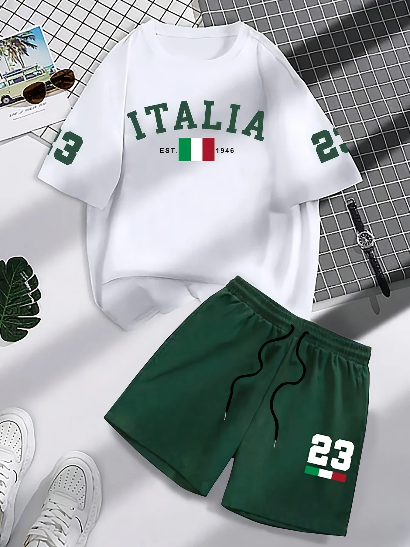 

The 2025 summer new men's sportswear and casual polyester men's wear is comfortable, soft, breathable and lightweight