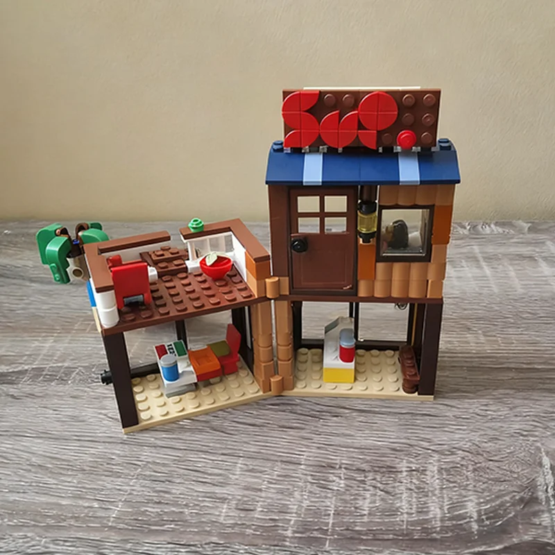 ตัวต่อ MOC บ้านริมชายหาด ชุดสร้างสรรค์ 3 1 ชุด จำนวน 231 ชิ้น ของเล่นประกอบเอง DIY เสริมสร้างความคิดสร้างสรรค์ ของขวัญคริสต์มาส ของขวัญวันเกิดสำหรับเด็ก