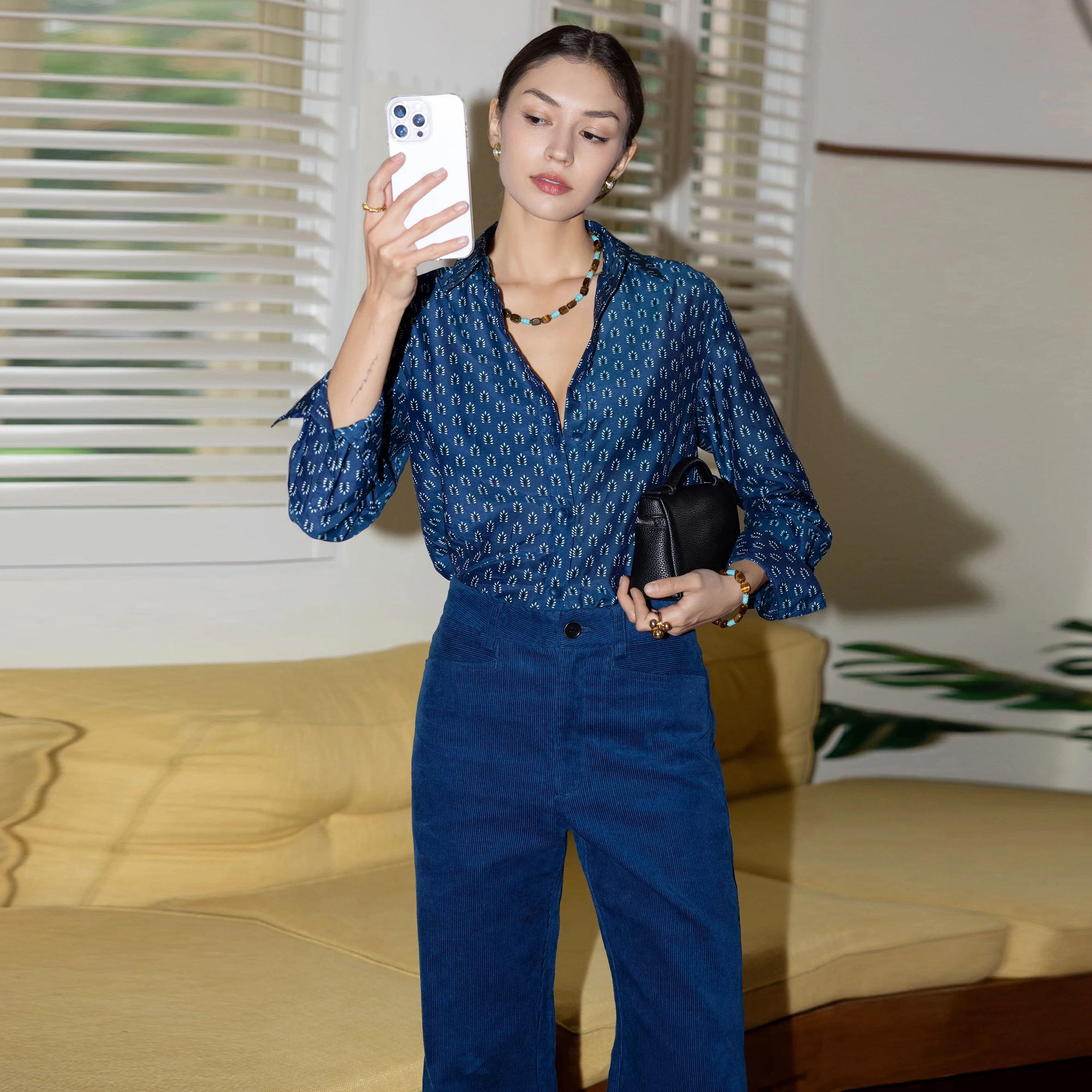 

Сексуальное, игривое, свободное, модное, шелковистое, ретро-платье в винтажном стиле с геометрическим узором, очень удобное...