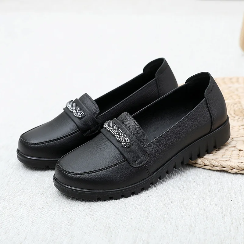 Women flat shoes summer new fashion genuine leathe loafers ladies flats comfortable shoes Woman Slip On Casual Walking Shoes