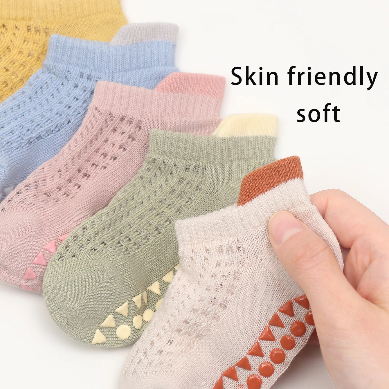 4 pairs of spring and summer floor socks, large area adhesive baby trampoline socks, anti slip socks, solid color short socks, b