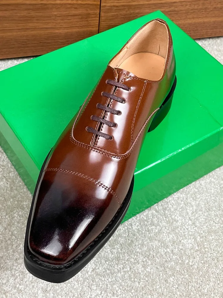 Trendy Men Shiny Black Square‑Toe Oxford Shoes Cow Leather Lace‑Up Thick Sole Modern Business‑Casual Street‑style Dress Footwear