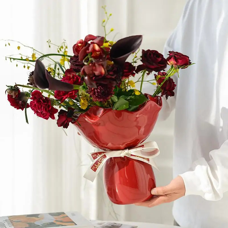 

Rose Shaped Ceramic Vase Handmade Desk Decor for Bouquet Arrangement Minimalist Room Aesthetic Wedding Centerpiece Floral Gift