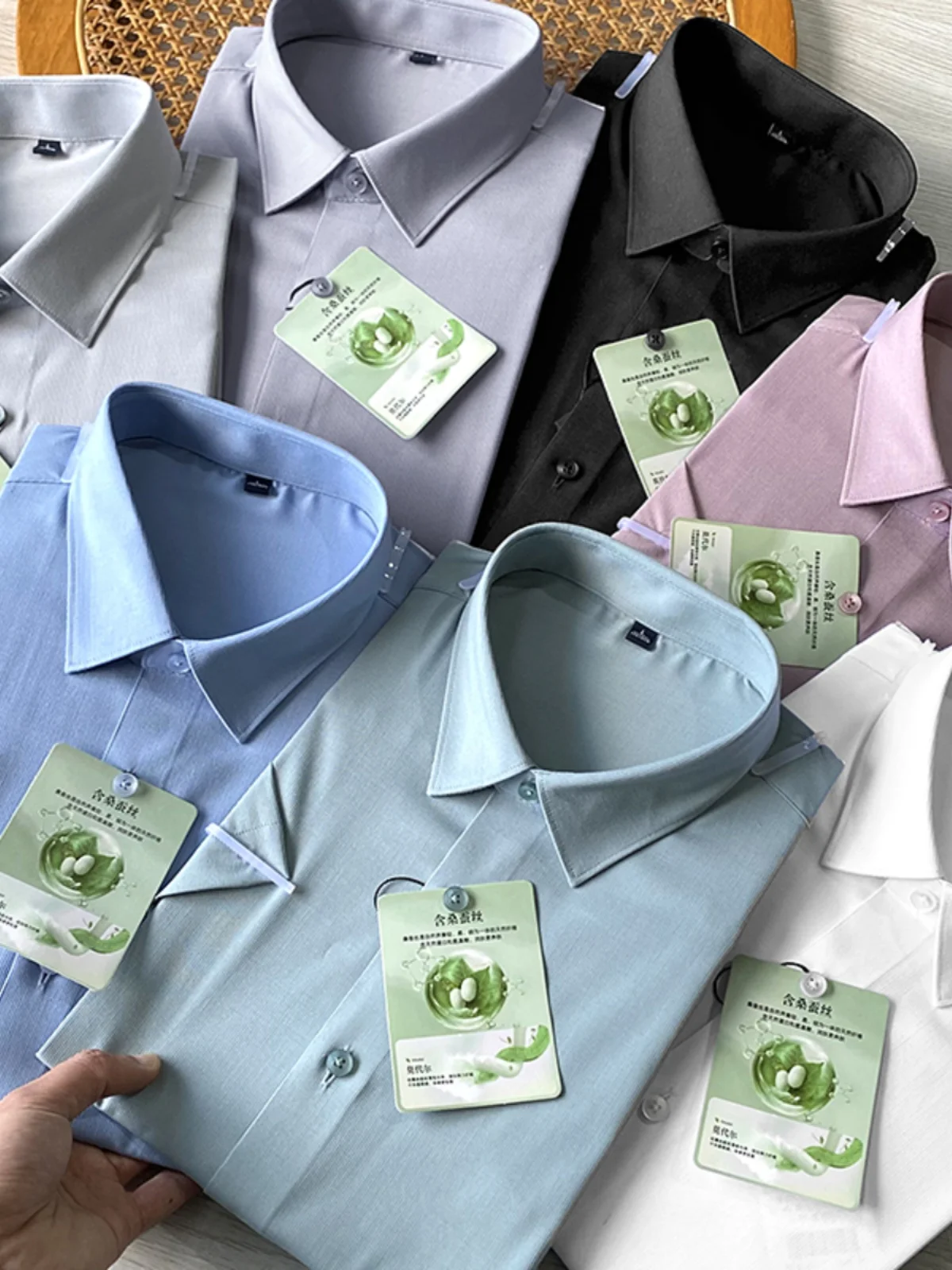 

Мужская футболка из смесового шелка и модала класса люкс: легкая, гладкая, дышащая, для повседневной носки, летняя, с воротником-стойкой