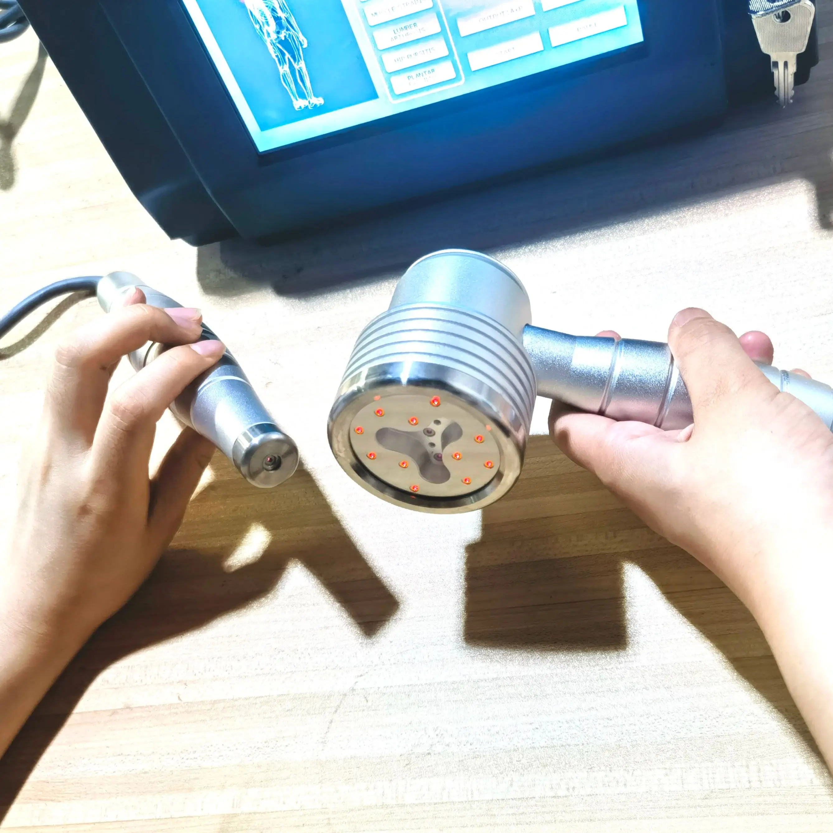 

HLKGO 650nm+808nm LLLT Laser Device For Relieve Joint Pain & Muscle Recovery - Human & Animal Safe Design