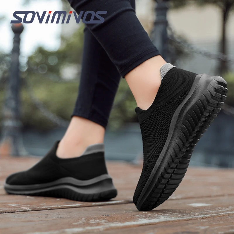 2022 nuove scarpe mocassini da uomo Light Walking traspirante estate comode scarpe Casual Sneakers da donna Zapatillas Hombre Plus coppia