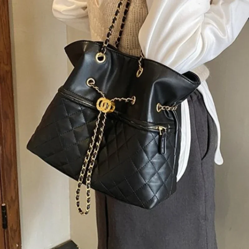 

Designer Leather Crossbody Bag For Women Elegant And Durable With Adjustable Strap Luxury Brand Quality