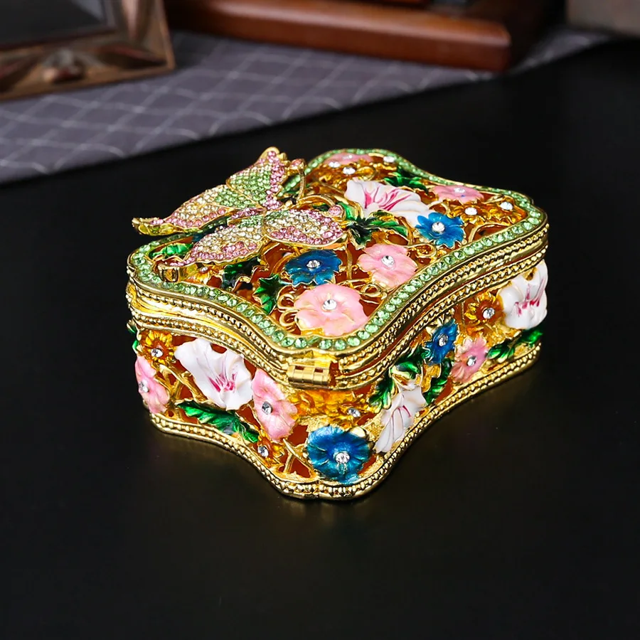 Vintage Mini Butterfly Trinket Box Hollow design Metal Enameled Decorative Box Ring Earrings Jewelry Organizer Gift Box