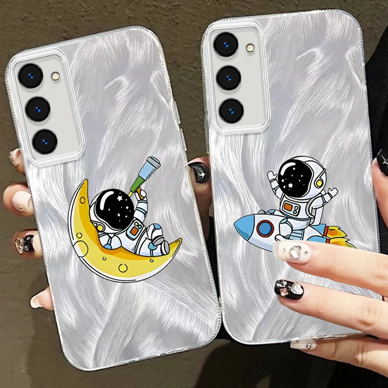 

Moon Space Star Astronaut For Samsung S24 S23 S21 FE Plus Ultra A03 A25 A23 A22 A21S A15 A14 A12 5G Feather Yarn Funda