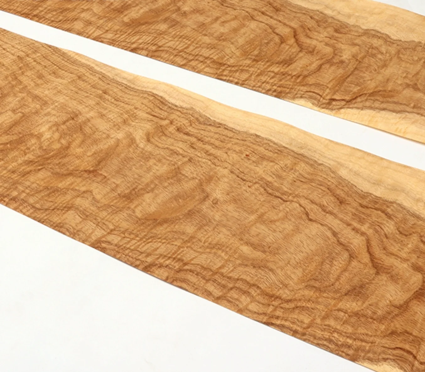 L:2.5meters Width:400mm T:0.25mm African sandalwood natural wood veneer Wooden products veneer home furniture decoration