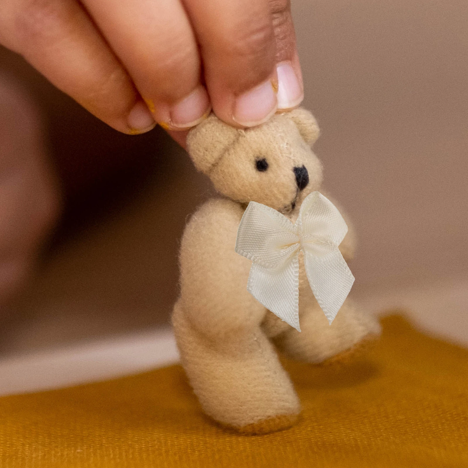 

200Pcs Mini Polyester Bows Bow Knot Ribbon for Craft Adorn Clothing Hairpin Decorative DIY Handmade Accessories