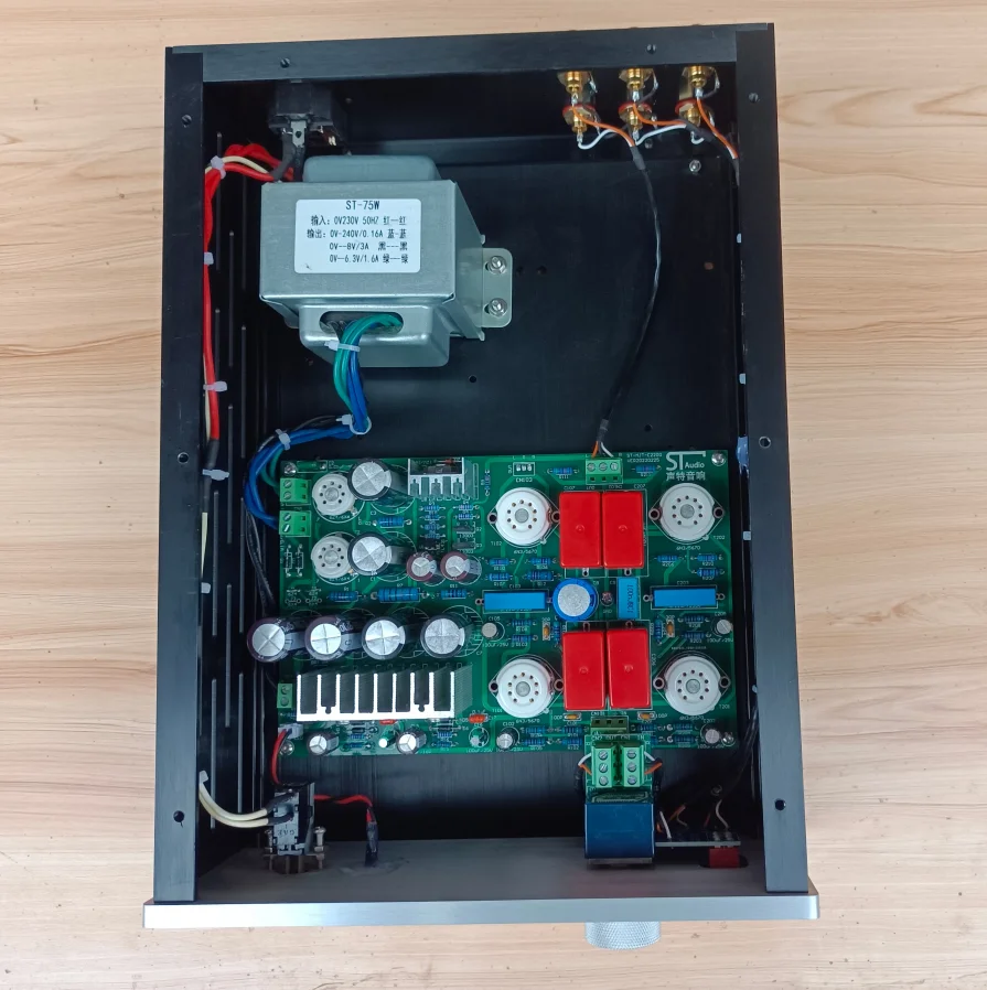 2022 أحدث وصول تشير إلى McIntosh C2200 6N3/6H3N/5670 حمى المرارة preamp Preamplifier