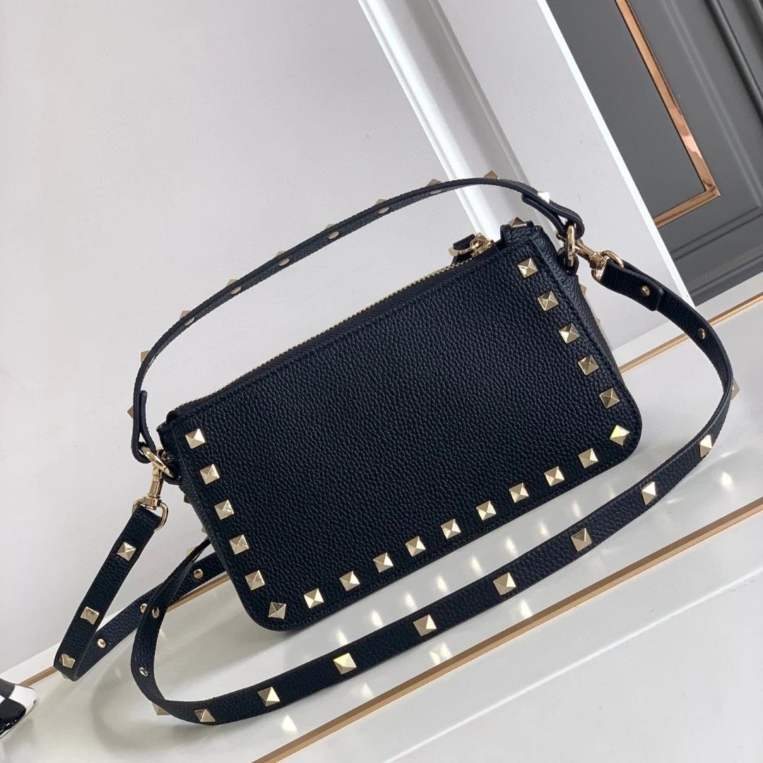 2024 Stud Rivet Designer Black Luxury Design Small Crossbody Bag Fashion Leather Shoulder Messenger Women Purses and Handbags