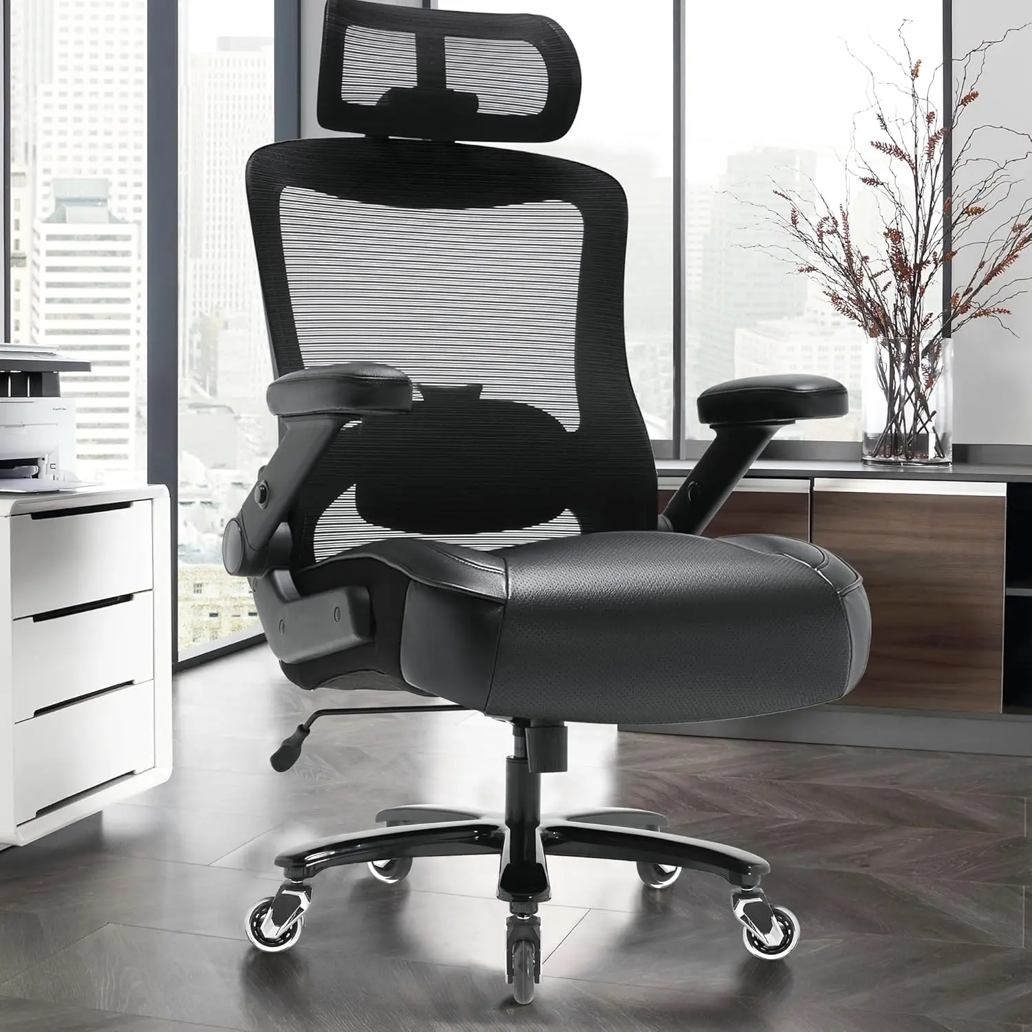 كرسي مكتب كبير وطويل بوزن 600 رطل، مسند رأس قابل للتعديل، ظهر شبكي مريح مع دعم قطني، عجلات كبيرة شديدة التحمل – تنفيذية