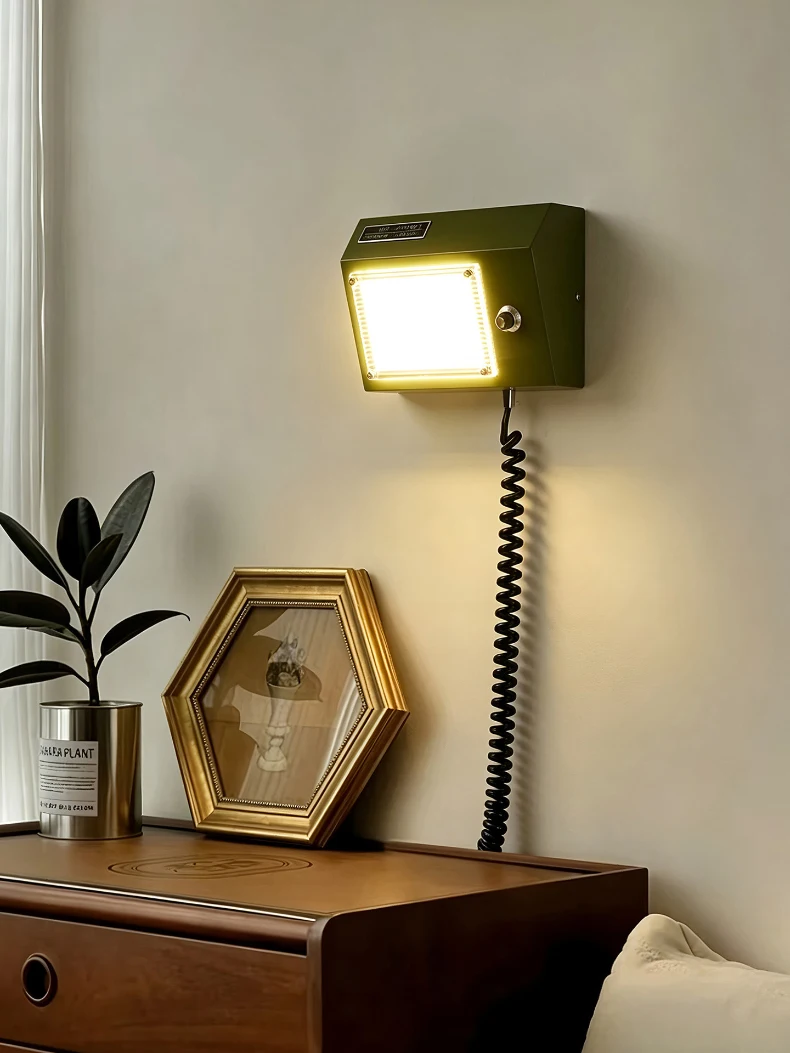 Creative LED Wall Lamp Green Red Metal Plug Indoor