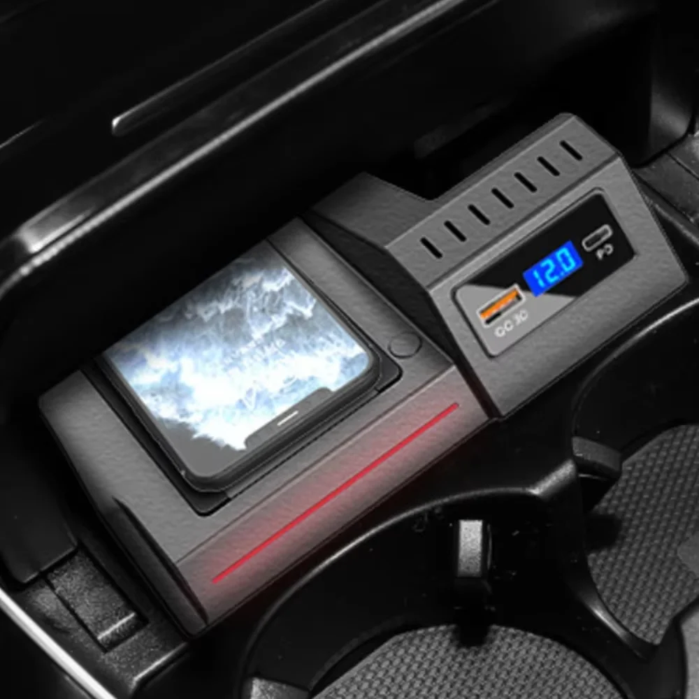 Plug and Play Wireless Charger For Mercedes Benz AMG C43 C63 GLC43 GLC63 W205 X253 phone Holder Fast charging Interior Tuning