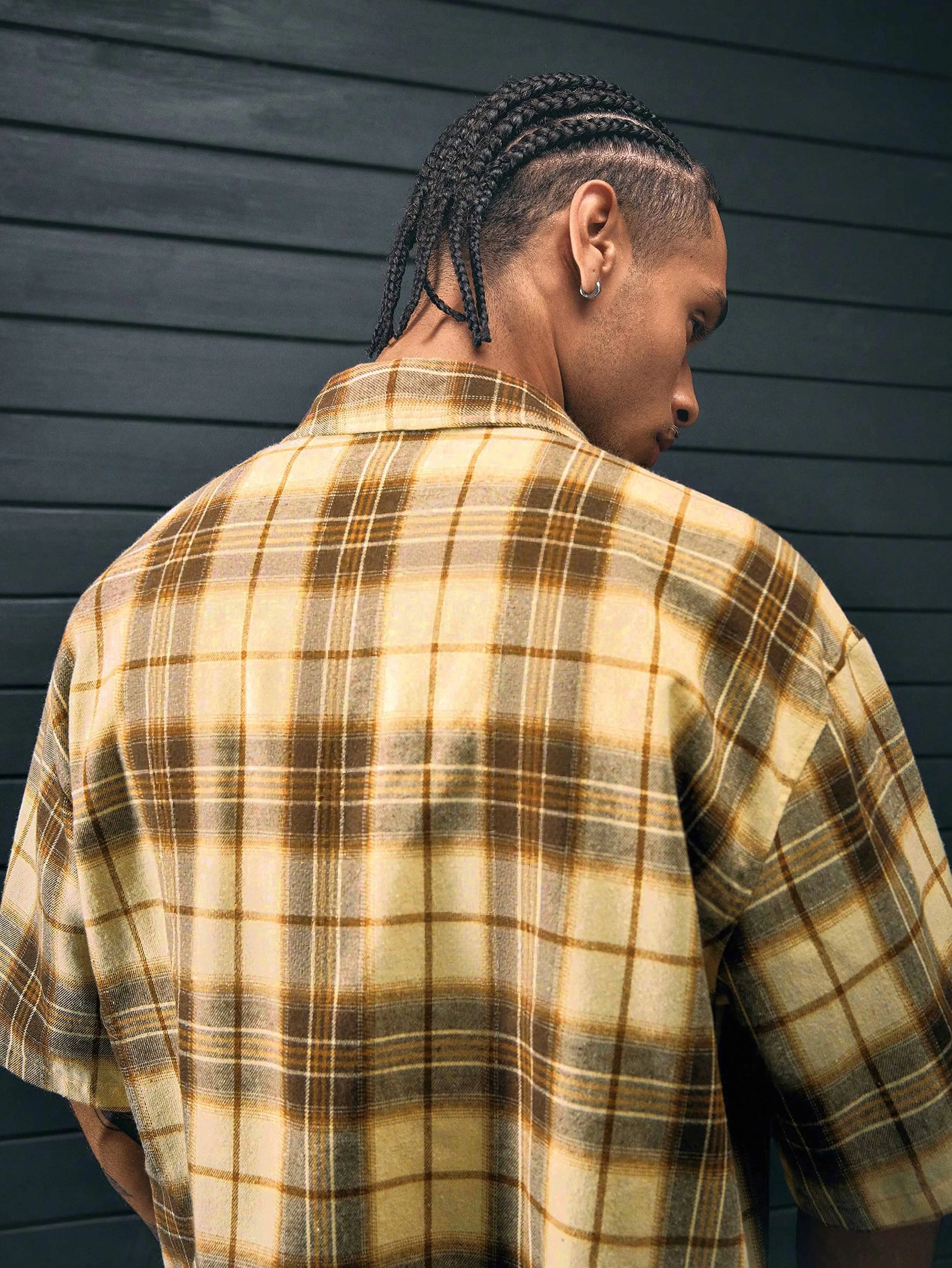Men's College Style Casual Short Sleeved Checkered Shirt, Suitable For Spring And Autumn Campus Wear And Daily Travel