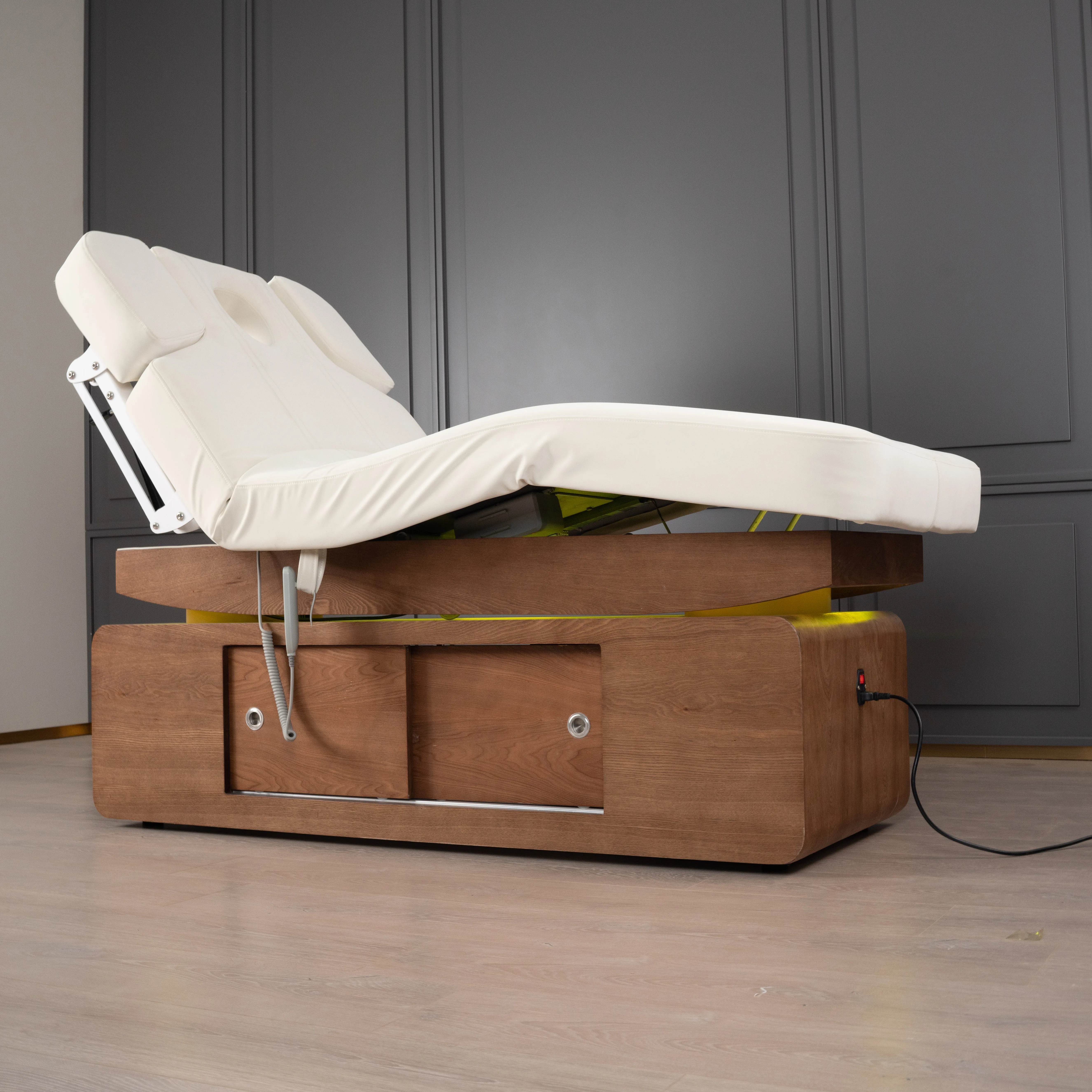 Luxury Modern Electric Beauty Bed 4 Motors Foldable PU Heated Spa Massage Table Adjustable Height For Bedroom Bathroom Gym Use